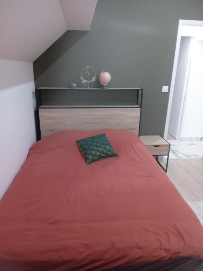 Joli Appartement De Vacances Écouen Eksteriør bilde