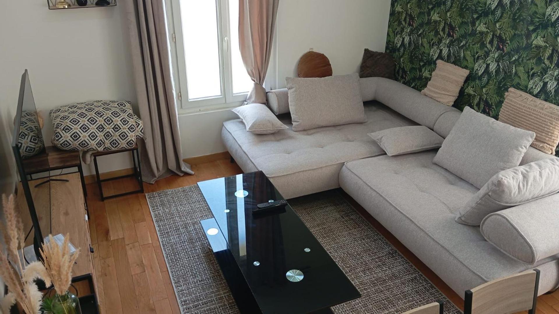 Joli Appartement De Vacances Écouen Eksteriør bilde