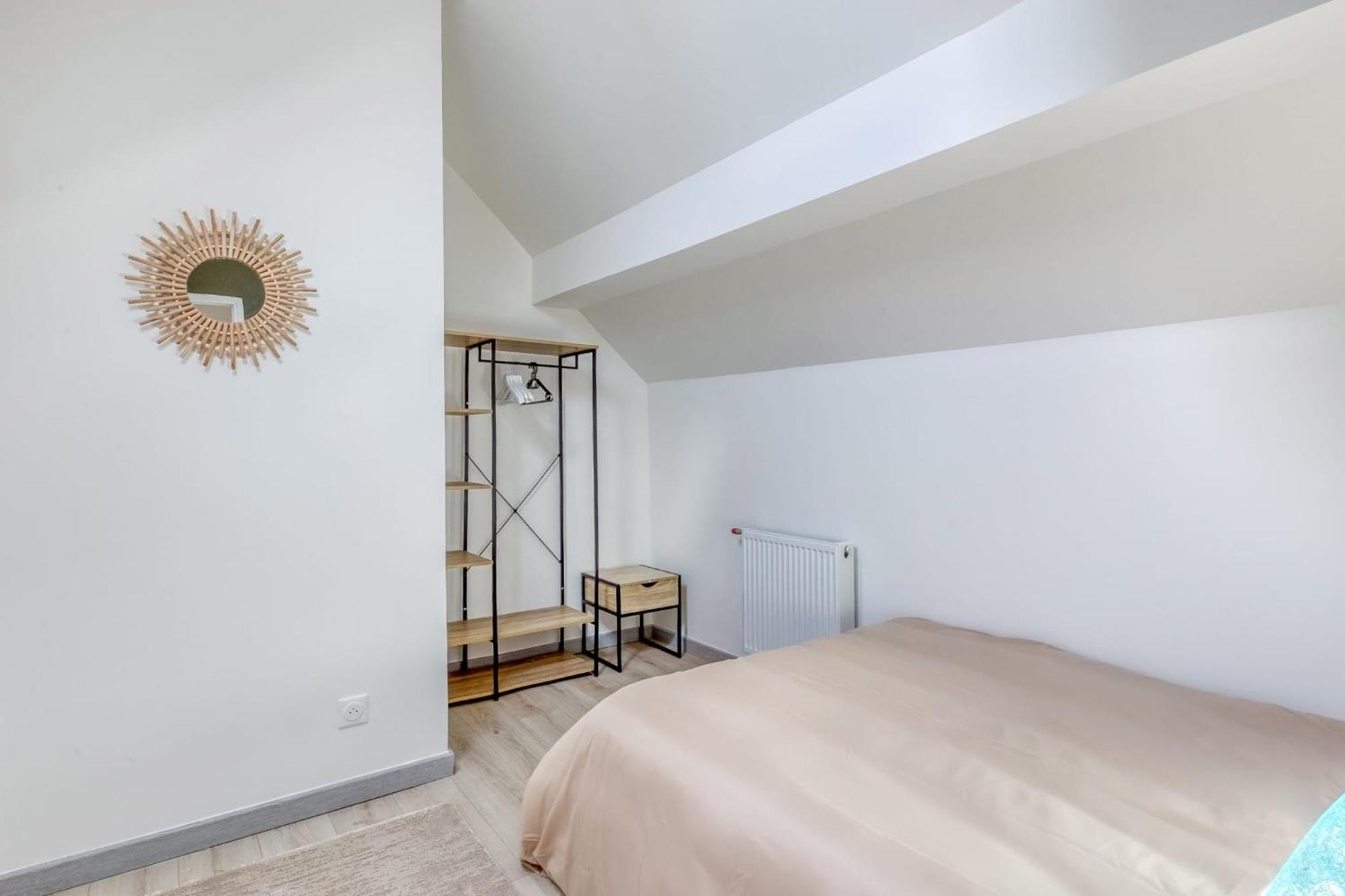 Joli Appartement De Vacances Écouen Eksteriør bilde